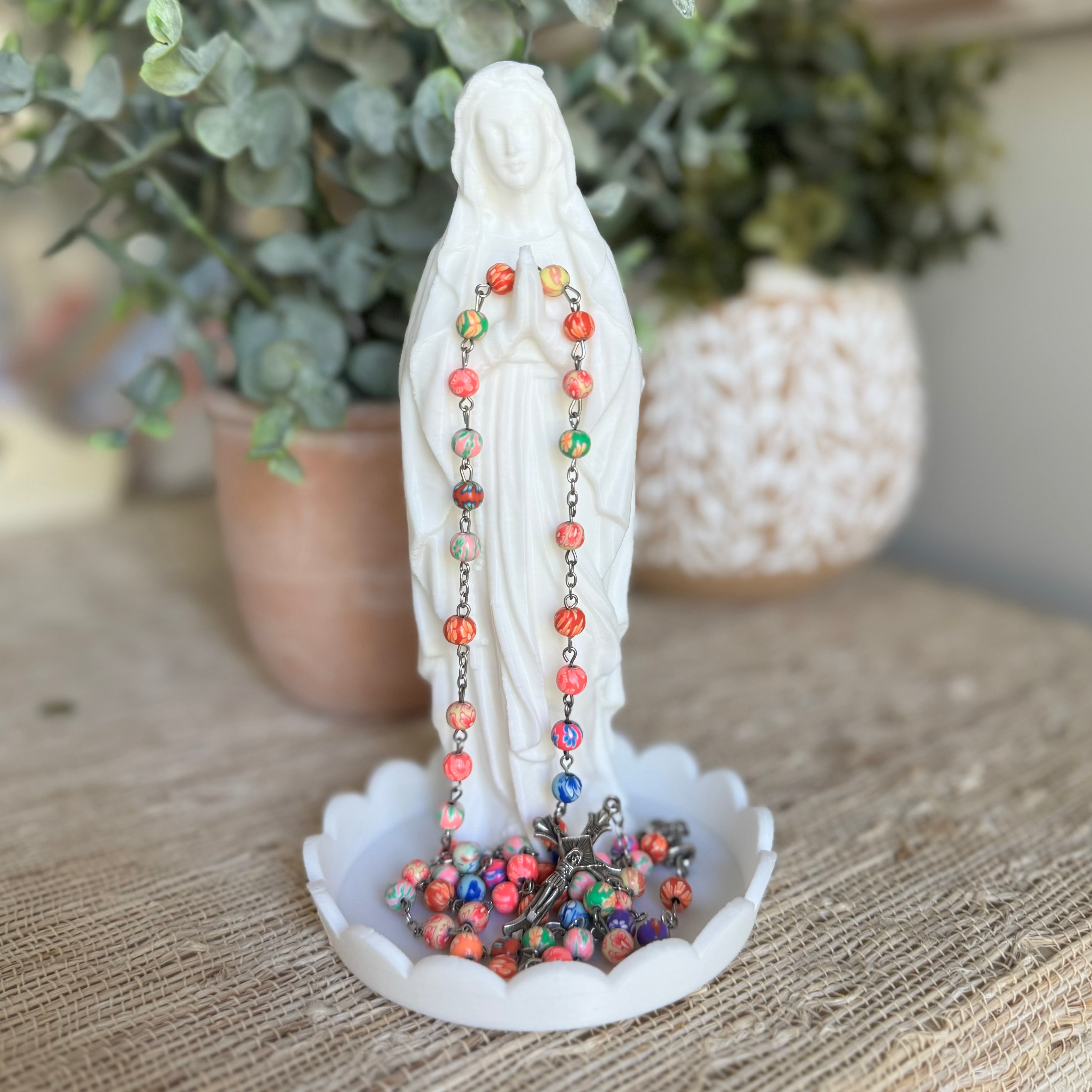 Mary Praying Rosary holder – Be Still Prayer Space